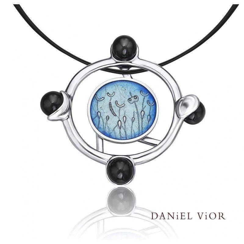 Women's fingerprint necklaces-Lunari Onyx And Pearl Enamel Necklaces - 766612