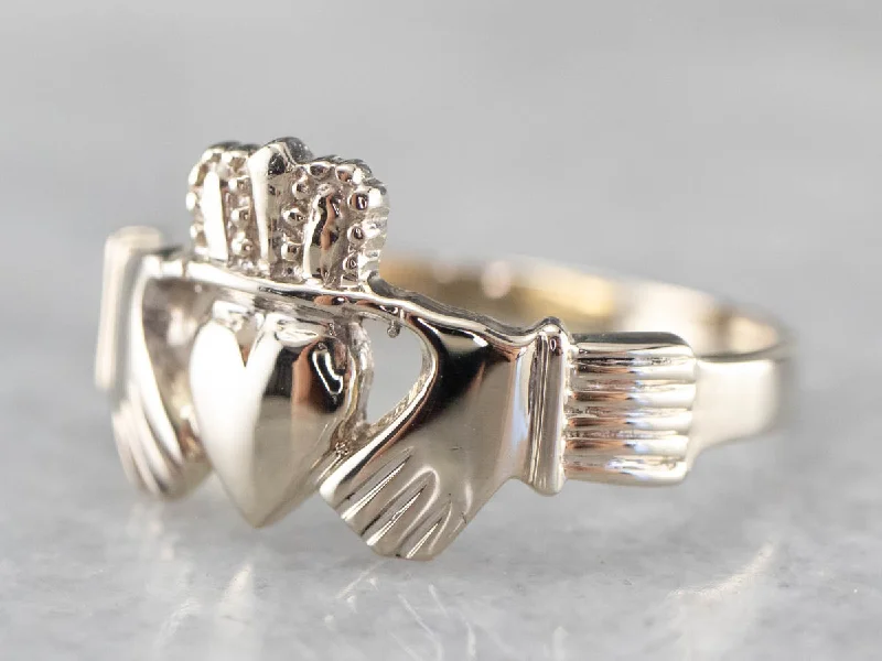 Women's astrology rings-White Gold Claddagh Ring