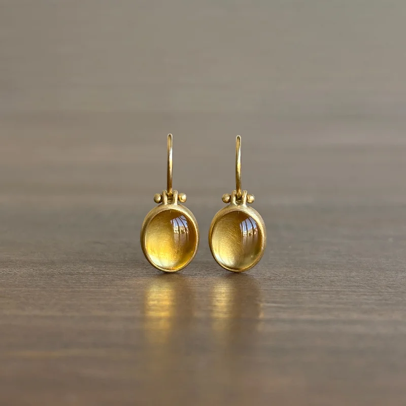 Women's photo earrings-Golden Citrine Oval Earrings