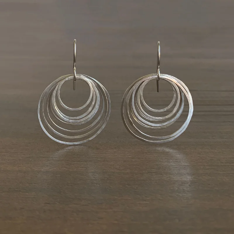 Women's ruby earrings-Small Silver Circle Ripple Earrings