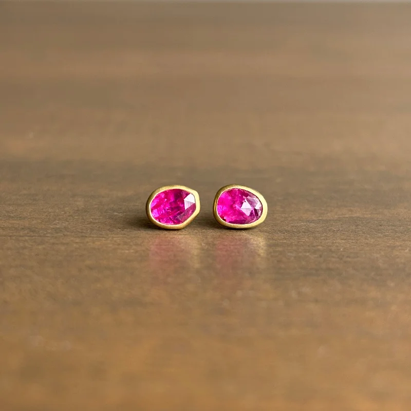 Women's birthstone earrings-Ruby Pebble Stud Earrings