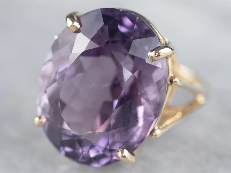 Women's beaded rings-Gold Amethyst Cocktail Ring