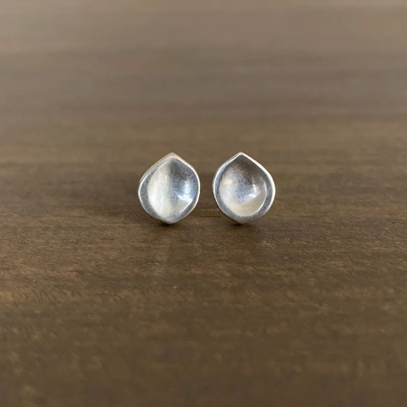 Women's hoop earrings-Silver Seed Stud Earrings