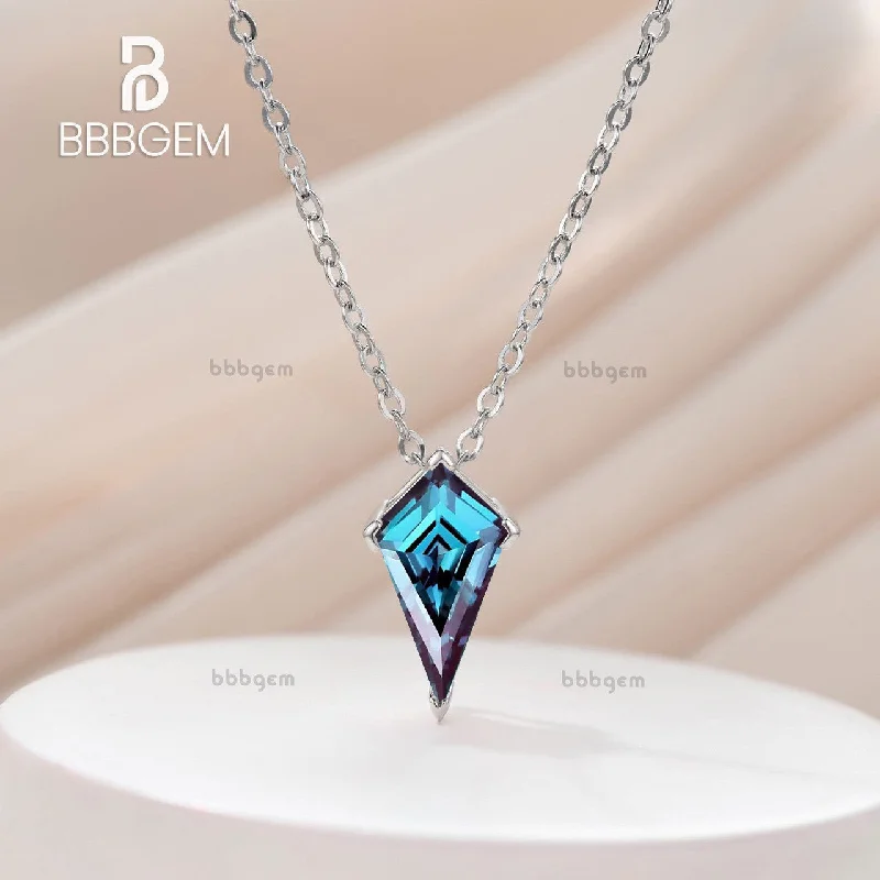 Women's silver necklaces-Unique Kite shaped Alexandrite Pendant 3 Carat Silver White Gold Alexandrite Solitaire Pendant Necklace June Anniversary Gift