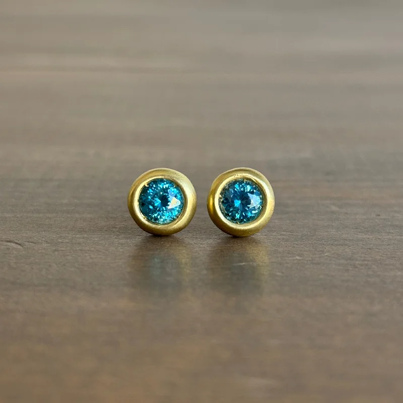 Women's DNA earrings-Blue Zircon Little Star Earrings