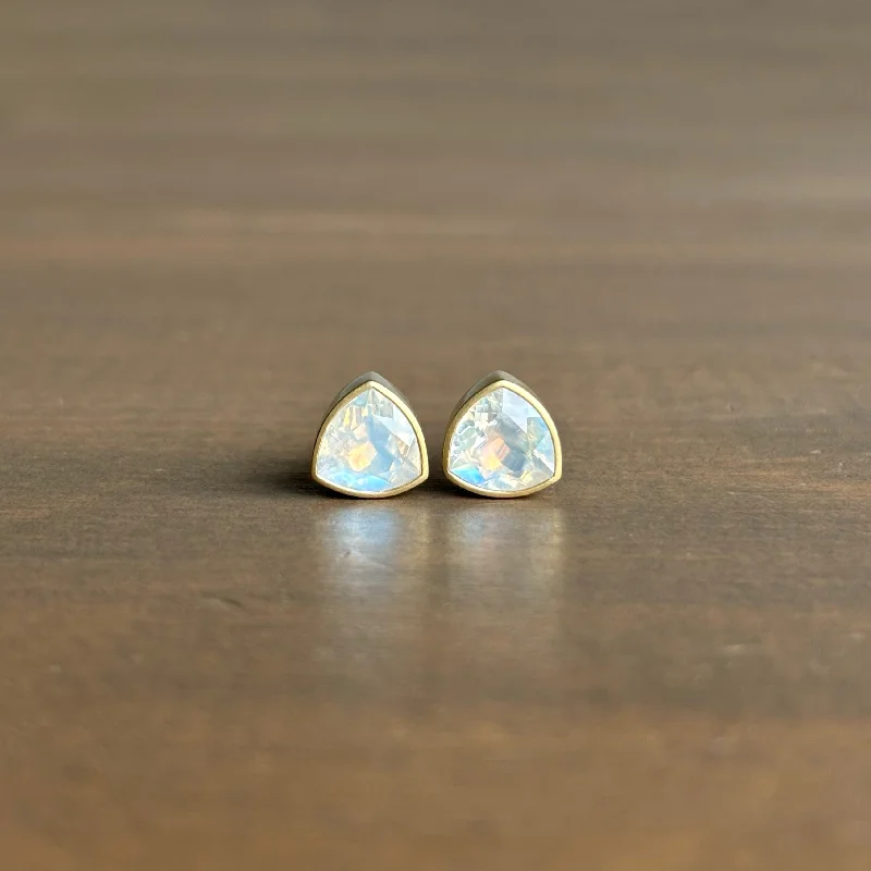 Women's gemstone earrings-Fine Trilliant Moonstone Stud Earrings