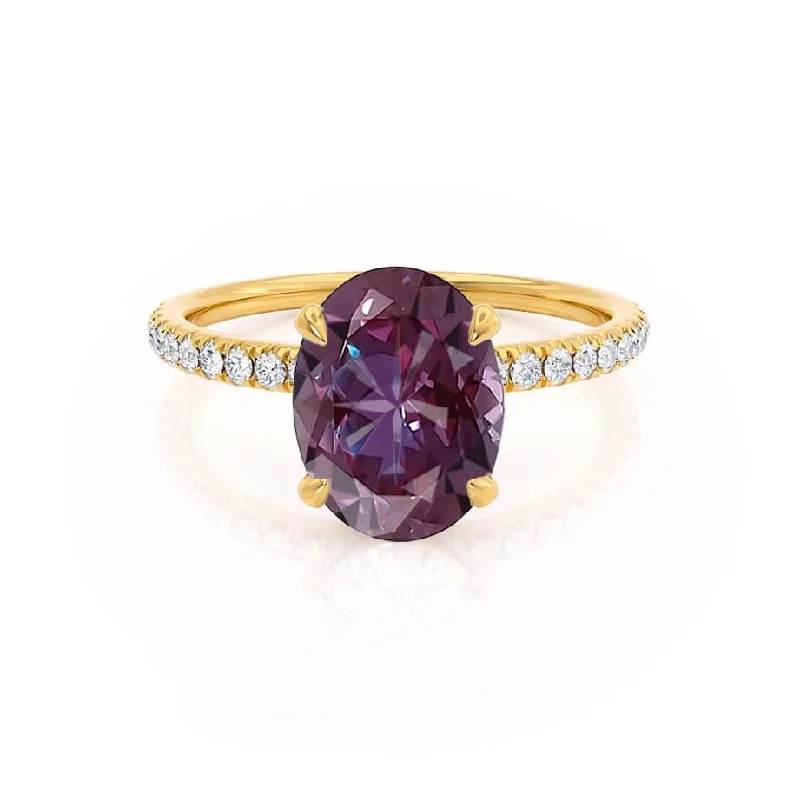 Women's geometric rings-LIVELY - Chatham® Oval Alexandrite 18k Yellow Gold Petite Hidden Halo Pavé Shoulder Set Ring